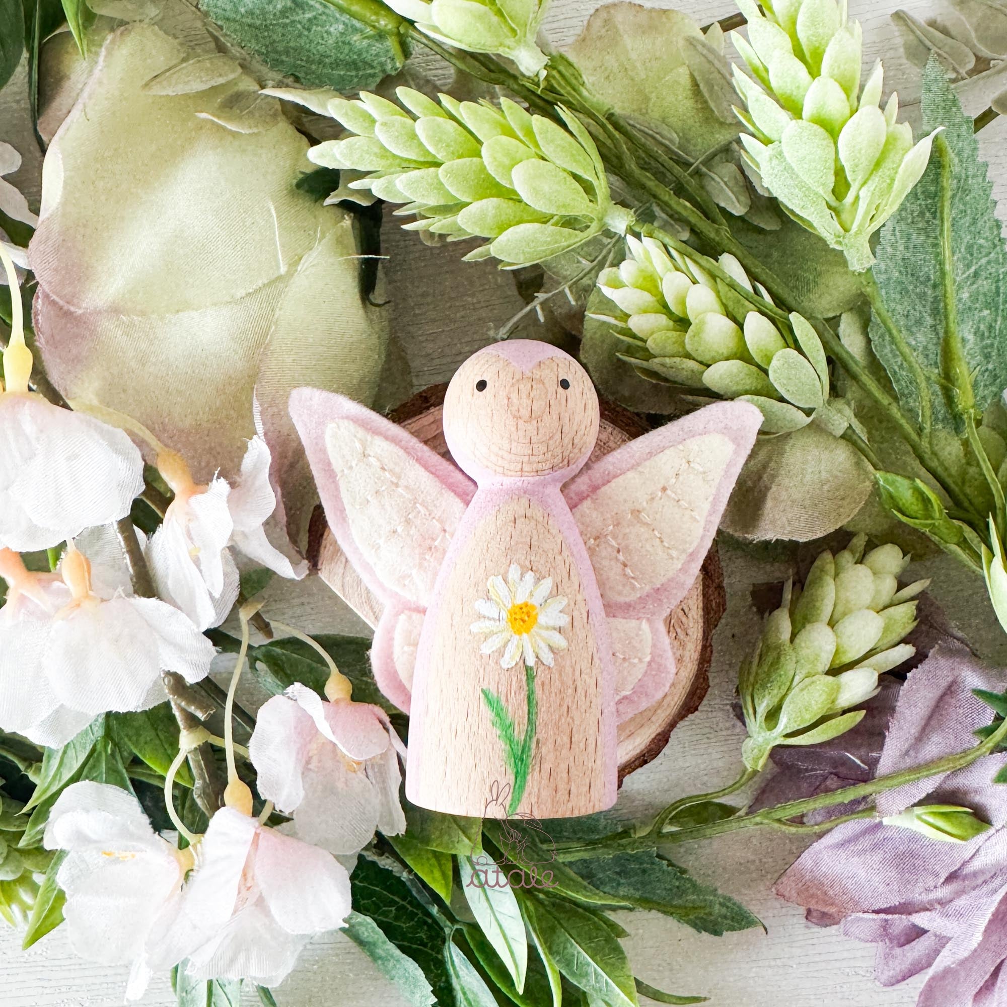 DAISY Peg Doll | April Birth Flower