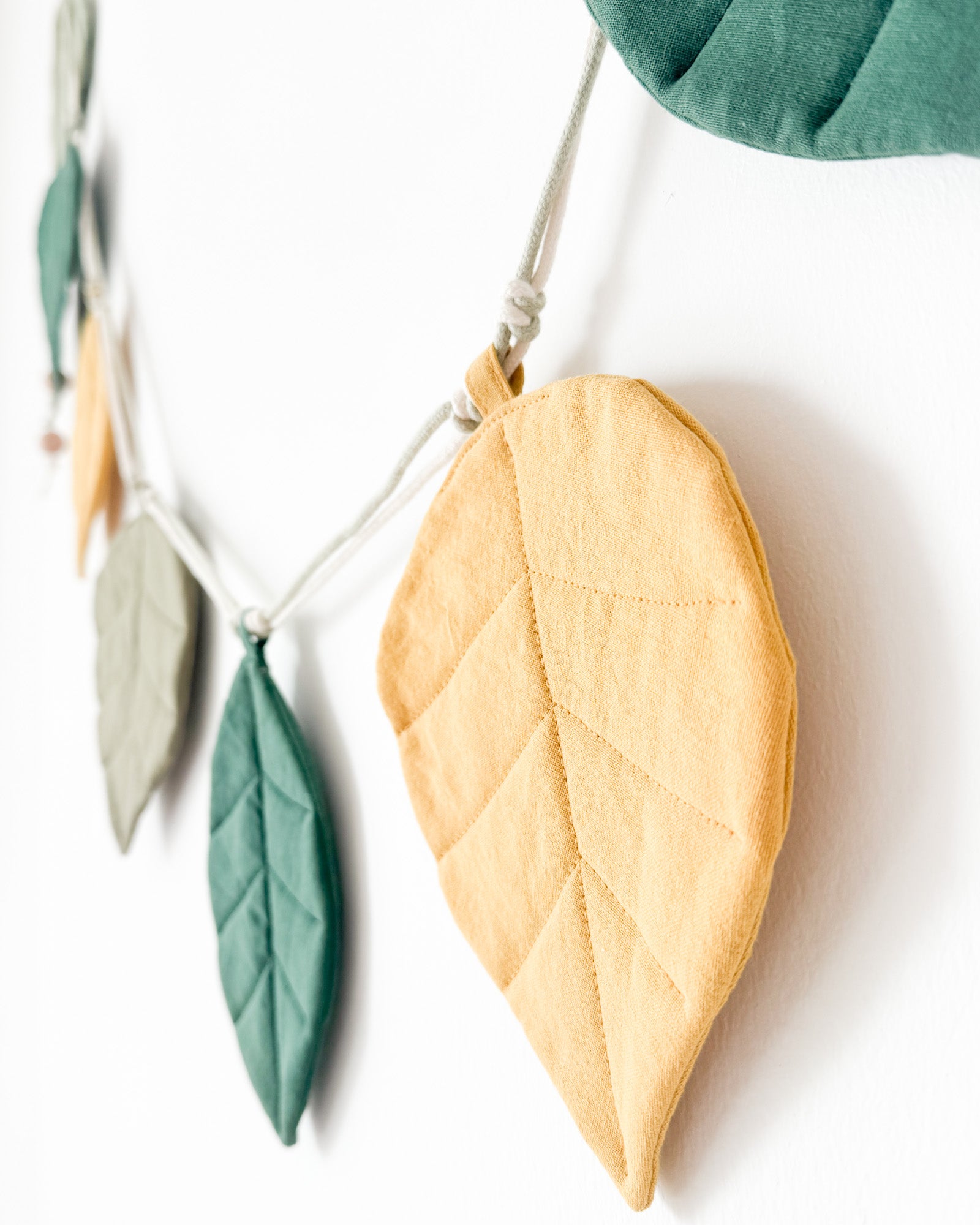 MILA Leaf Garland | Willow