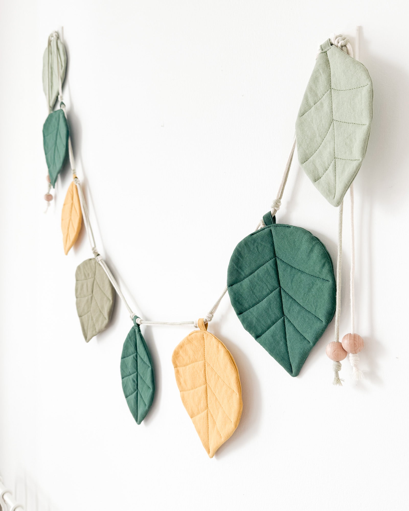 MILA Leaf Garland | Willow