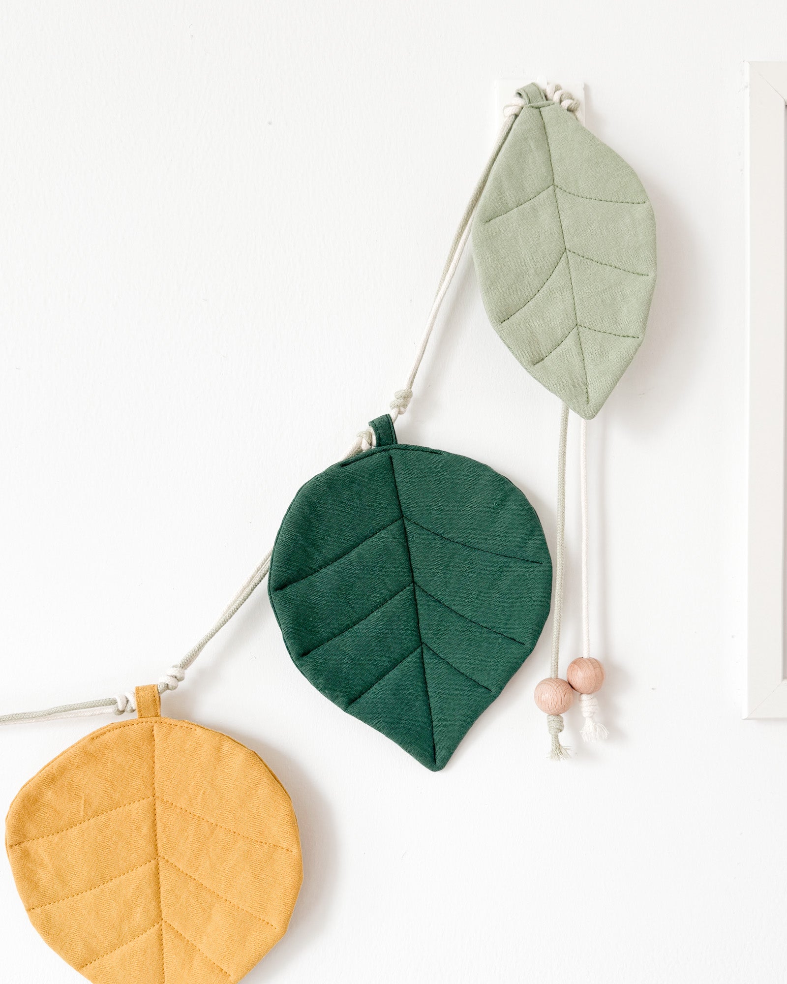 MILA Leaf Garland | Willow