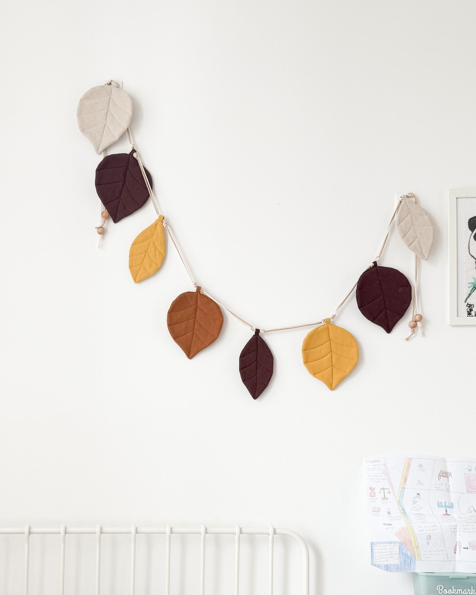 MILA Leaf Garland | Choco