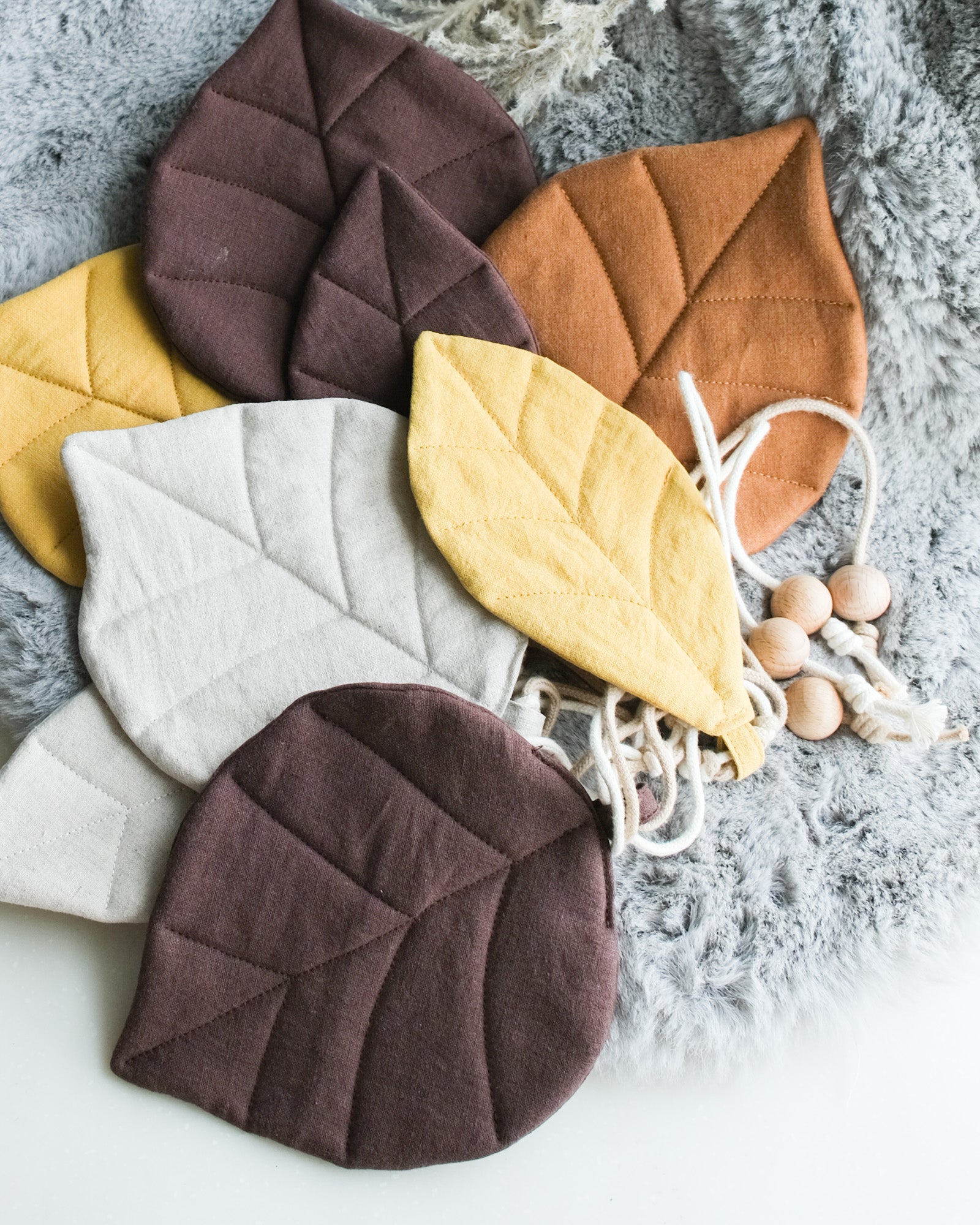 MILA Leaf Garland | Choco