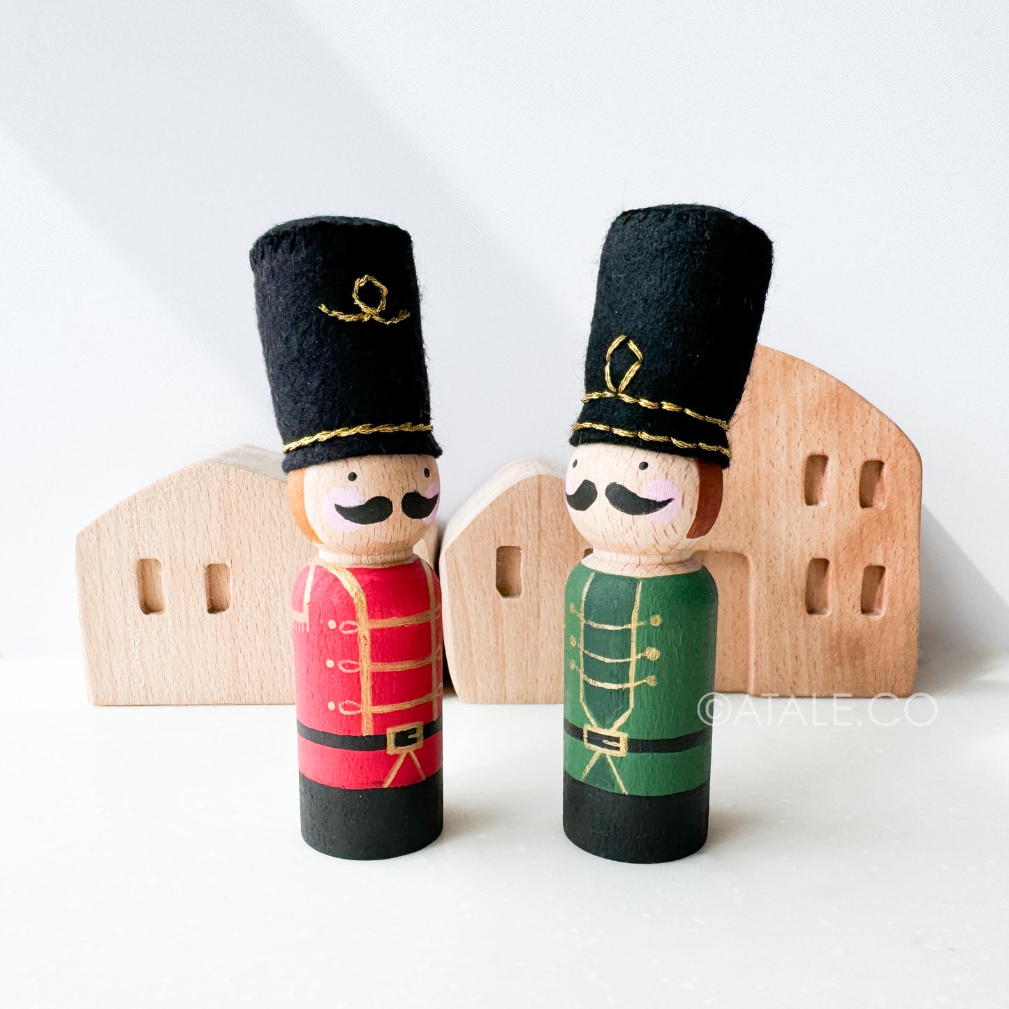 NUTCRACKERS | Set of 2 Peg Dolls