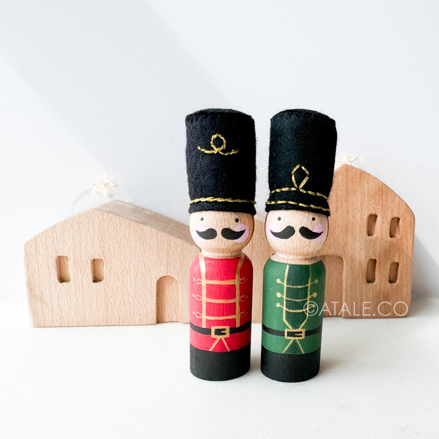 NUTCRACKERS | Set of 2 Peg Dolls