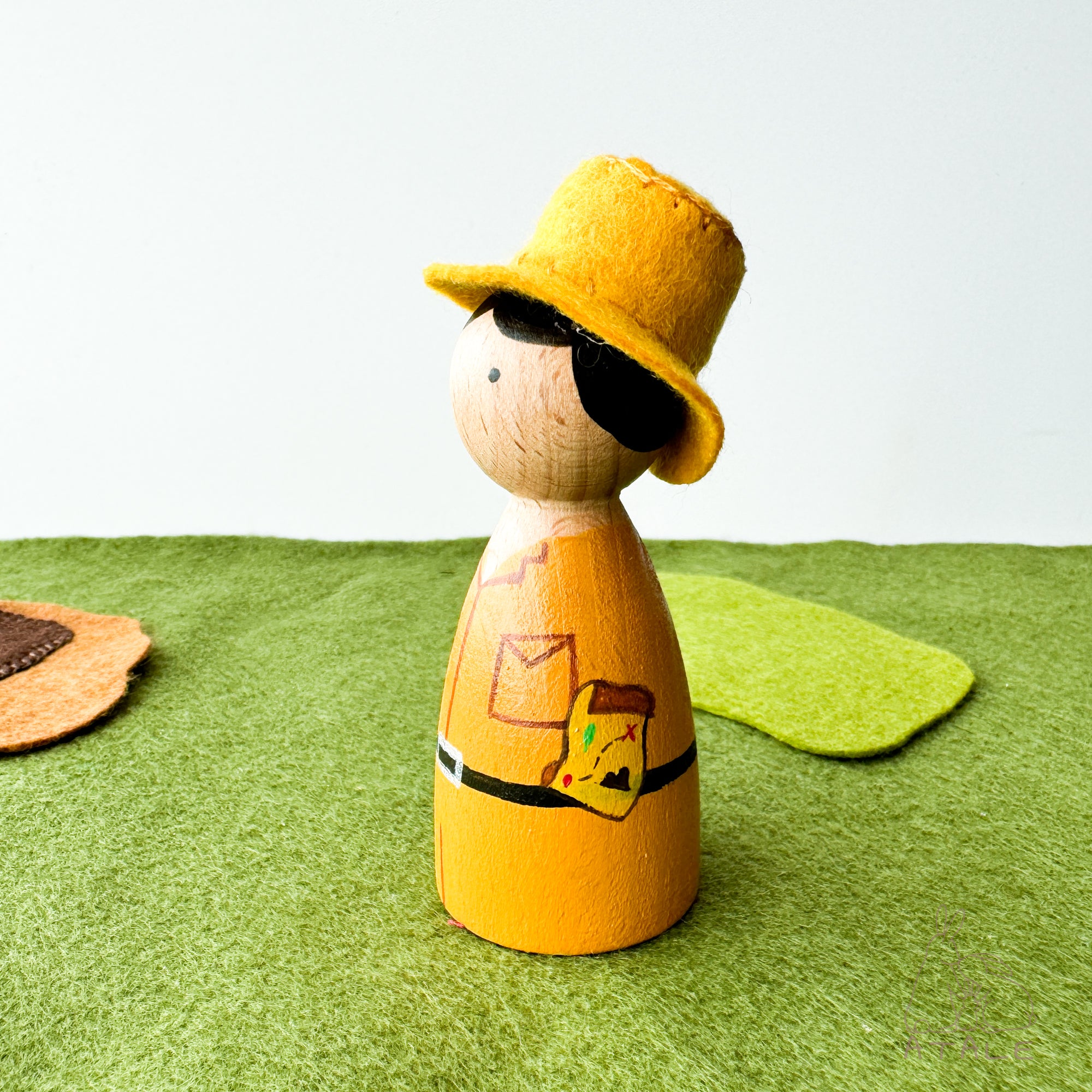 Wooden safari ranger peg doll with felt hat