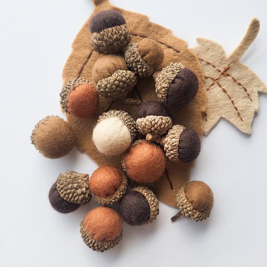 Felt Acorns